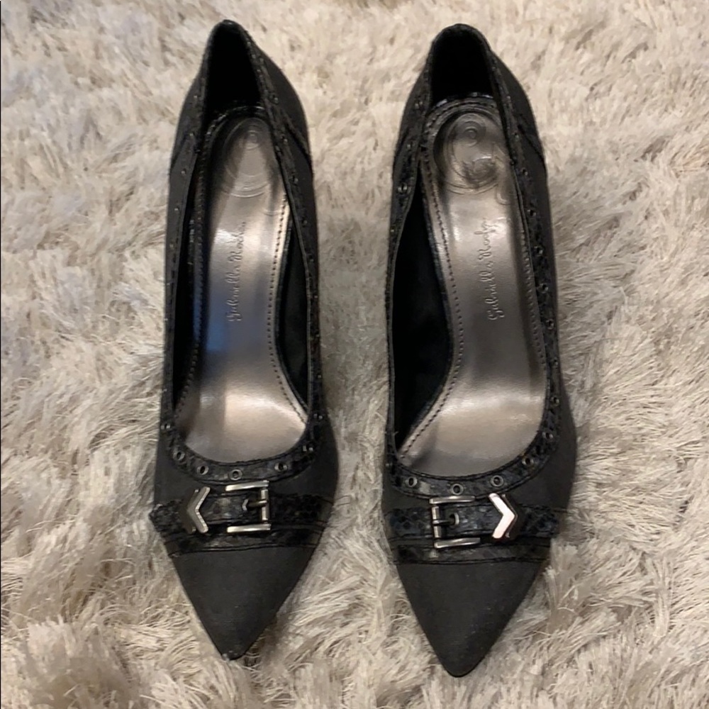 NEW Gabrielle Rocha gray heels